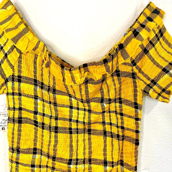 🆕 Jolie & Joy Yellow Plaid Off the Shoulder Path - Picture 9 of 9